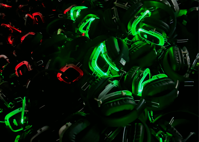 W AUDIO SDPRO HEADPHONES (3)